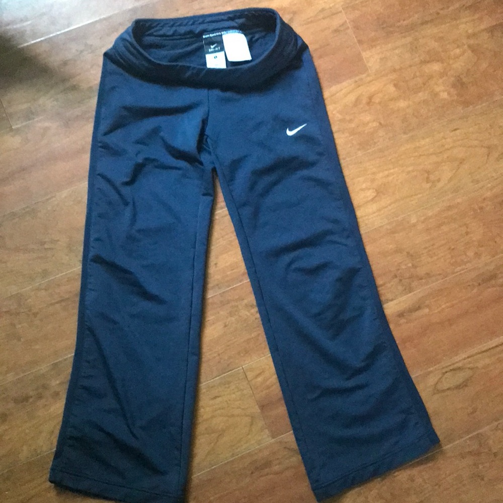 Girls Nike size small